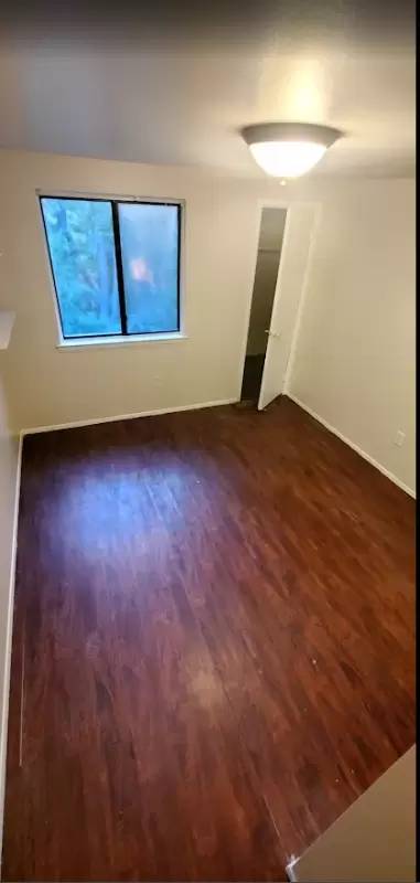 Main picture of 1514 Charter Oak Dr