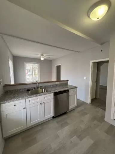 Main picture of 1520 Fort Park Blvd