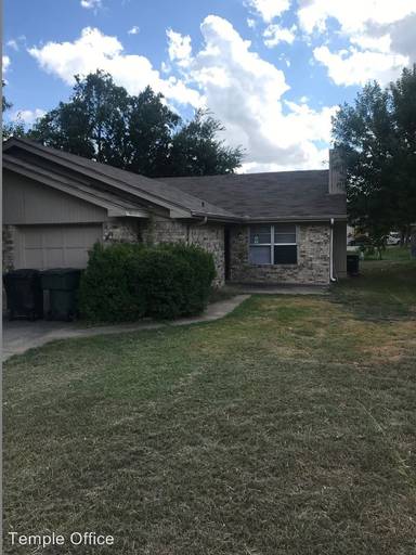 Main picture of 2401 Patrick Henry St