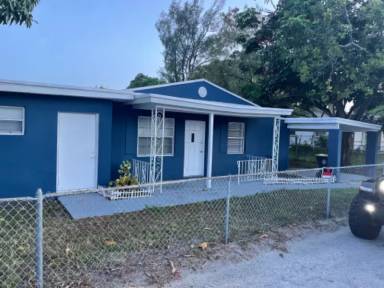 Main picture of 525 SW 1st St