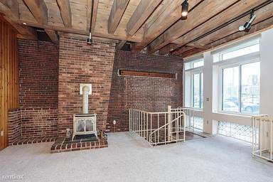 Main picture of 75 Fulton St