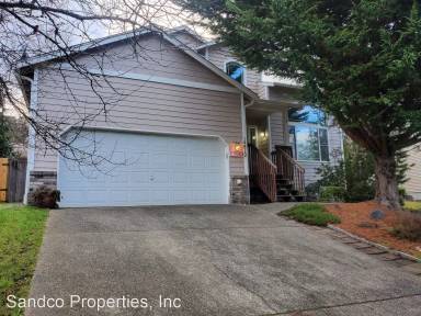 Main picture of 14812 Woodland Ave E