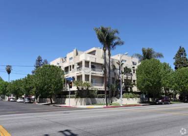 Main picture of 5405 Kester Ave