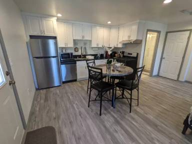 Main picture of 20933 Blythe St