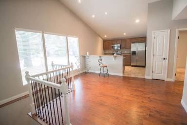 Main picture of 1409 Paris Rd