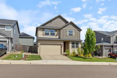 Main picture of 1722 N Kalapuya Pl