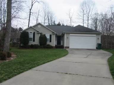 Main picture of 103 Whitney Ct