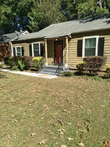Main picture of 402 Ashburton Ave SE