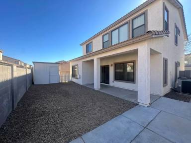 Main picture of 2174 E Greenlee Ave