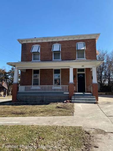 Main picture of 800 6th St