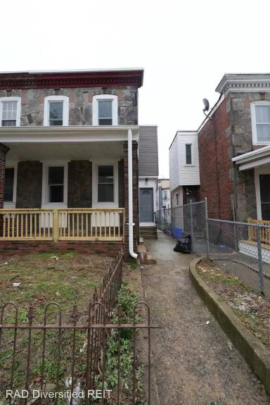 Main picture of 3443 N Smedley St