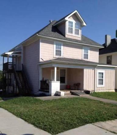 Main picture of 302 N Olive St