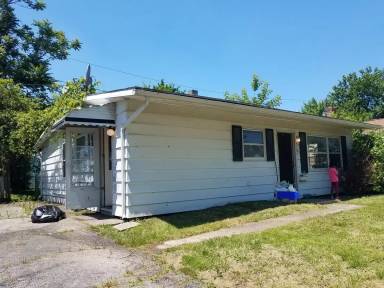 Main picture of 4225 Packard Rd