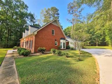 Main picture of 6474 Halcyon Dr