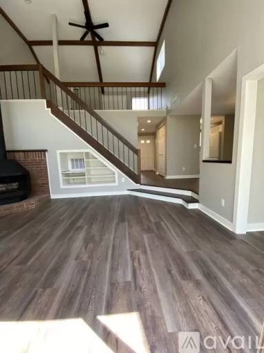 Main picture of 40 Farmington Chase Cres