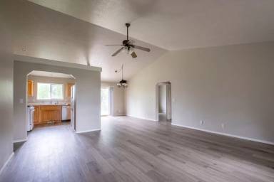 Main picture of 843 Placer Ct