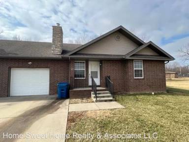 Main picture of 327 S Teakwood Ave