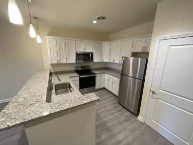 Main picture of 192 Erie Blvd