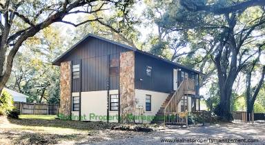 Main picture of 11511 Grove Ln
