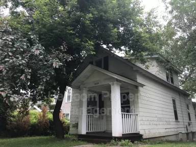 Main picture of 2324 W 7th St