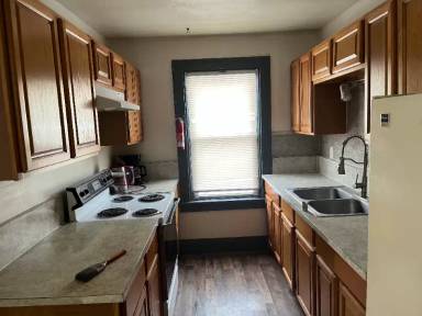 Main picture of 126 N 2nd St