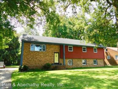 Main picture of 1005 Smithfield Ave