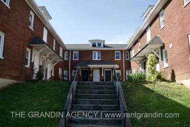 Main picture of 1624 Chapman Avenue Southwest - A3