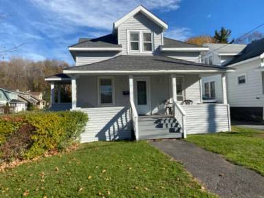 Main picture of 101 Stevens Ave