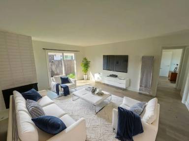 Main picture of 2024 E Commonwealth Ave