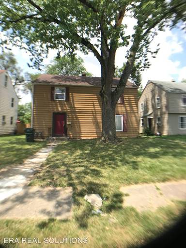 Main picture of 57-59 N Waverly St Apartments