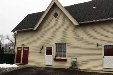 Main picture of 82 Broad St