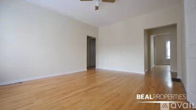 Main picture of 620-28 W Barry Ave