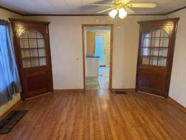 Main picture of 1339 Park Ave