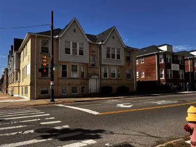 Main picture of 7730 Pitt St