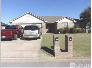 Main picture of 2730 Makenzie Dr