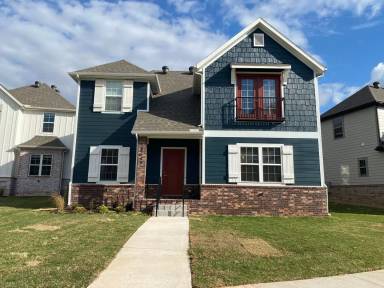 Main picture of 2021-85 N Penelope Ln