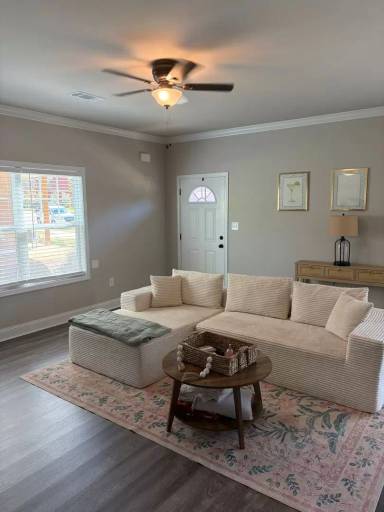 Main picture of 220 Bella Way