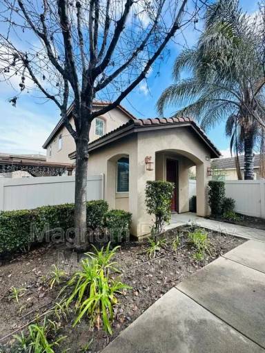 Main picture of 37168 Galileo Ln