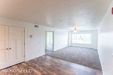 Main picture of Bond-Easton Park-788 East 500 South - 204