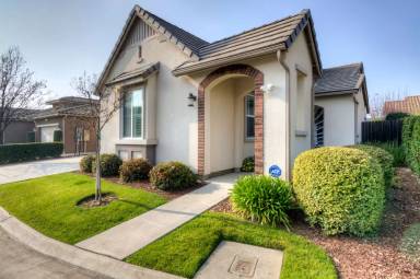 Main picture of 4279 Heritage Ave