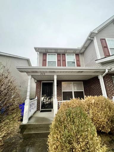 Main picture of 223 Simba Way