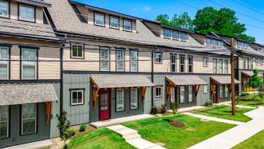 Main picture of 708 Anderson Rd