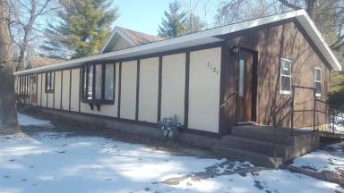 Main picture of 3121 Sampson St