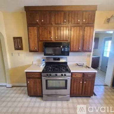 Main picture of 114 Camden Ave