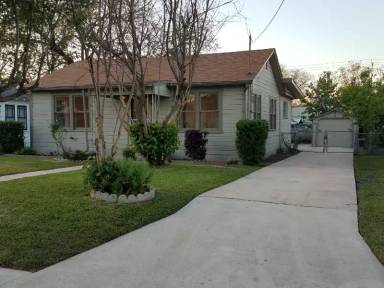 Main picture of 851 Canton