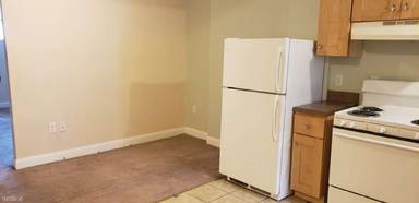 Main picture of 883 Huntington Ave