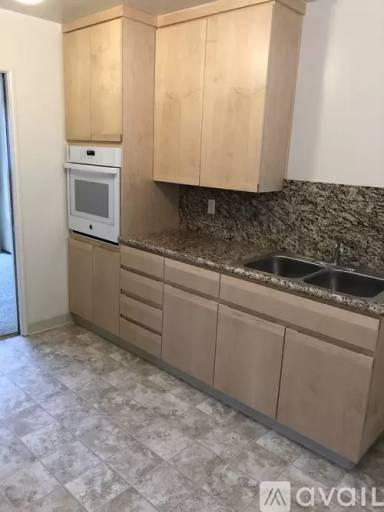 Main picture of 1816 Park Ave