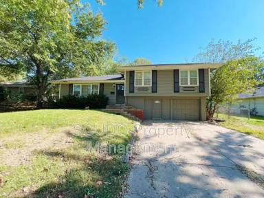 Main picture of 11913 Armitage Dr