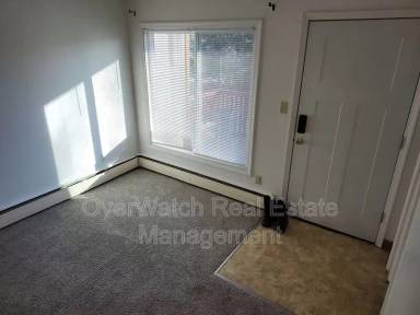 Main picture of 326 E 10th Ave