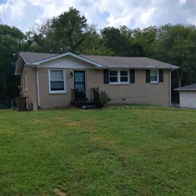 Main picture of 493 Westcrest Dr